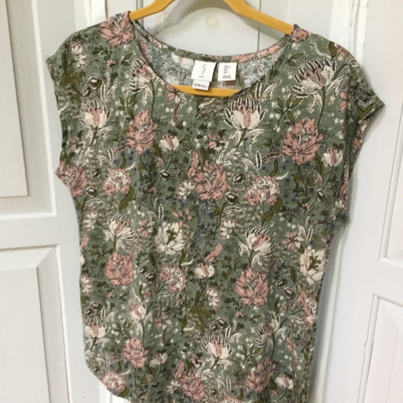 Joie Linen Floral Blouse in Green and Pink - Picture 9 of 15
